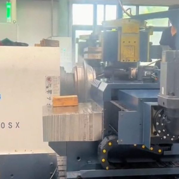 The CNC‑1200 heavy‑duty metal spinning machine supports large‑diameter forming up to Ø1400 mm and high‑precision shaping for thick stainless steel, carbon steel, and aluminum parts. Ideal for oversized and heavy‑duty metal spinning applications.