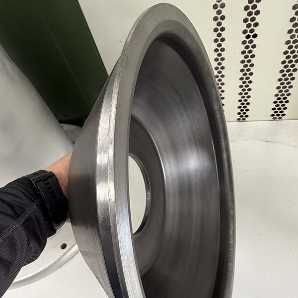 Q355B high-strength steel heavy-duty rear hub disc for mining machinery with precision stamped forming.