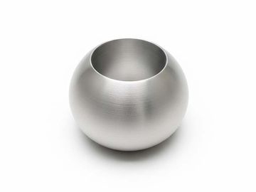 High‑precision aluminum air diffusers produced by metal spinning, designed for commercial HVAC systems in malls, stadiums, and exhibition centers. Durable, lightweight, and engineered for smooth airflow distribution.